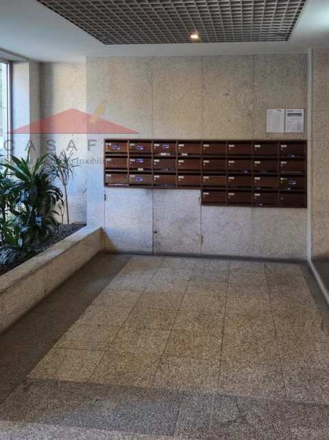 Apartamento T2 para Arrendamento em Lordelo do Ouro e Massarelos