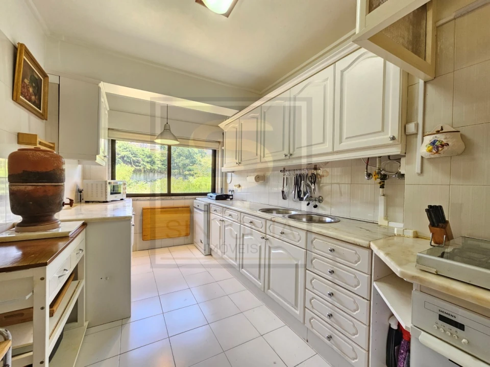 Apartamento T2 para Venda em Carnaxide e Queijas Foto 2