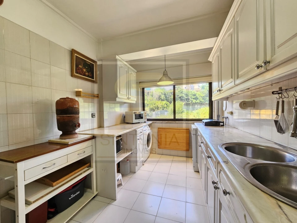 Apartamento T2 para Venda em Carnaxide e Queijas Foto 3