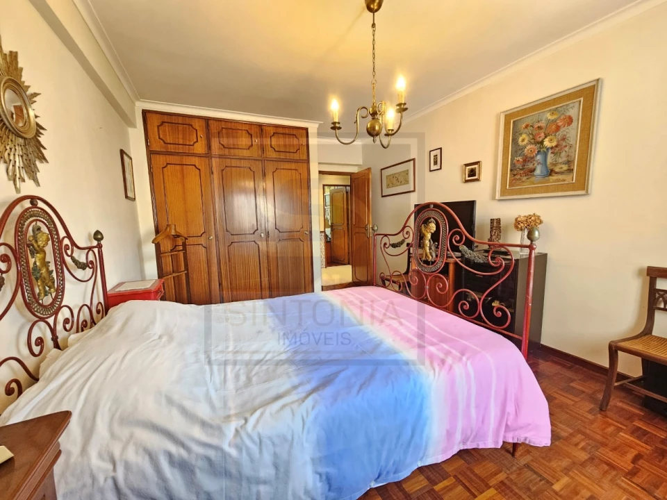 Apartamento T2 para Venda em Carnaxide e Queijas Foto 8