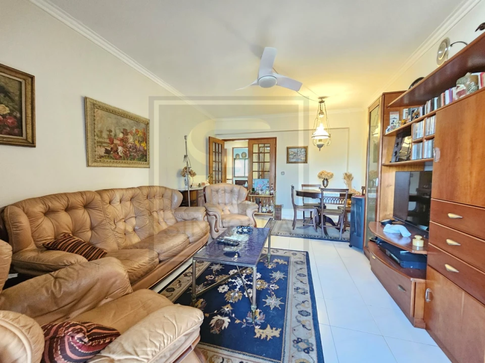 Apartamento T2 para Venda em Carnaxide e Queijas Foto 14