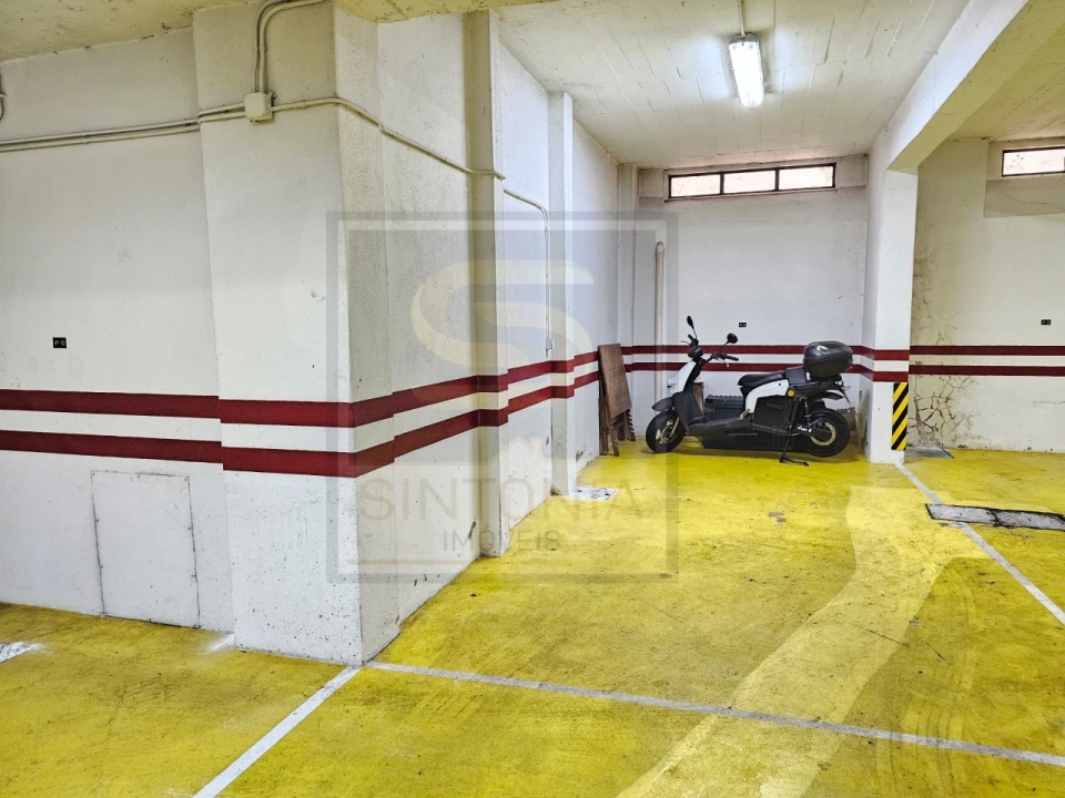 Apartamento T2 para Venda em Carnaxide e Queijas Foto 22
