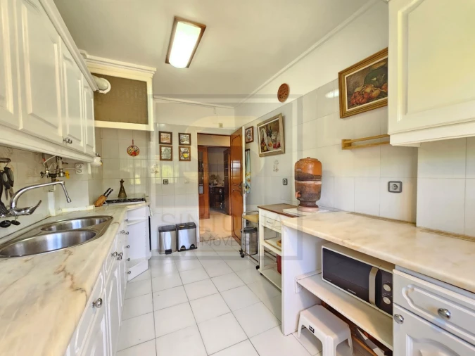 Apartamento T2 para Venda em Carnaxide e Queijas Foto 4