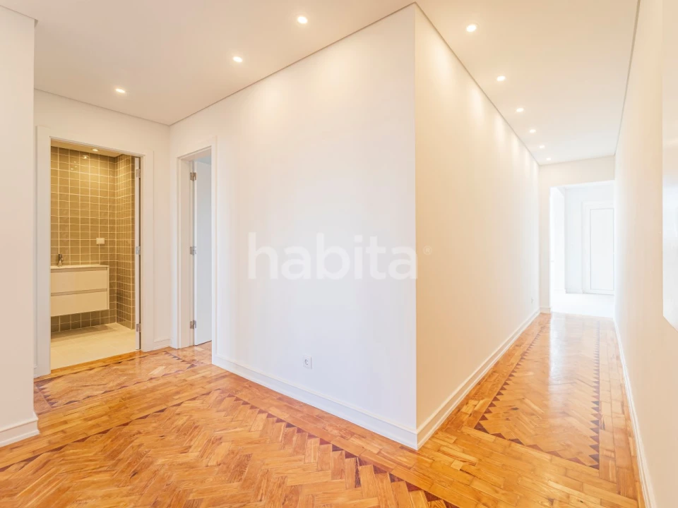 Apartamento T2 para Arrendamento em São Vicente Foto 31