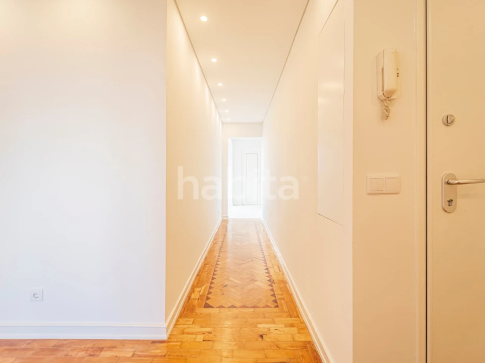 Apartamento T2 para Arrendamento em São Vicente Foto 32