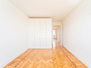 Apartamento T2 para Arrendamento em São Vicente