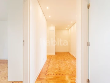 Apartamento T2 para Arrendamento em São Vicente