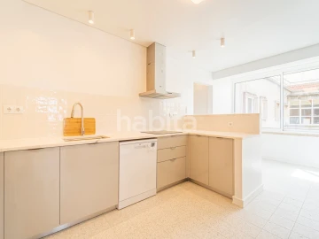 Apartamento T2 para Arrendamento em São Vicente