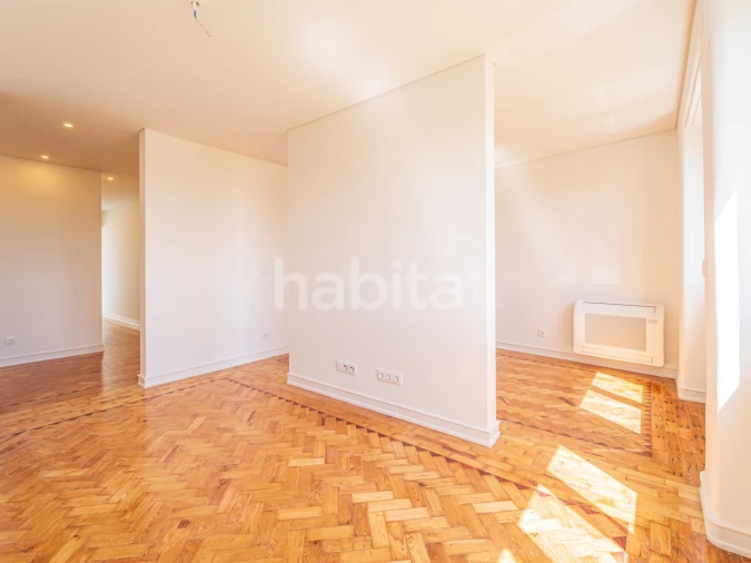 Apartamento T2 para Arrendamento em São Vicente Foto 9