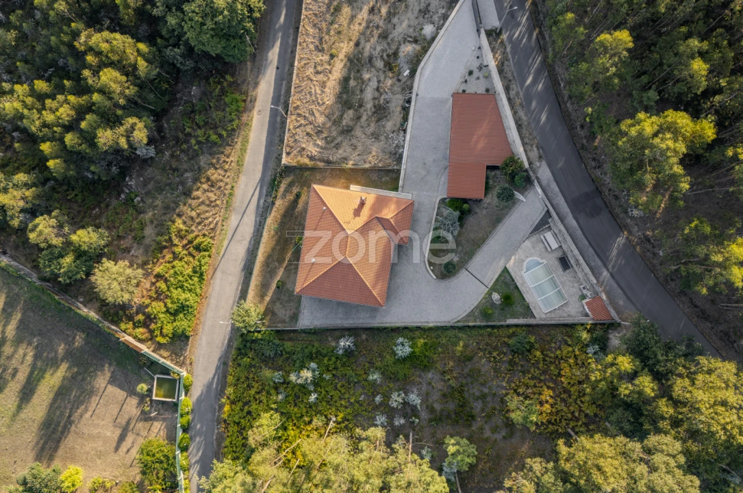 Moradia T3 para Venda em Marrancos e Arcozelo Foto 2