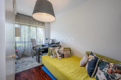 Apartamento T3 para Arrendamento em Ramalde