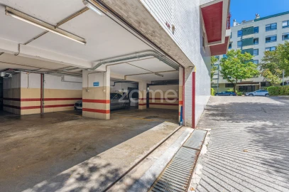 Apartamento T3 para Arrendamento em Ramalde