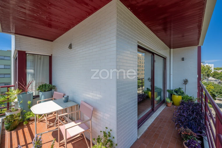 Apartamento T3 para Arrendamento em Ramalde Foto 11