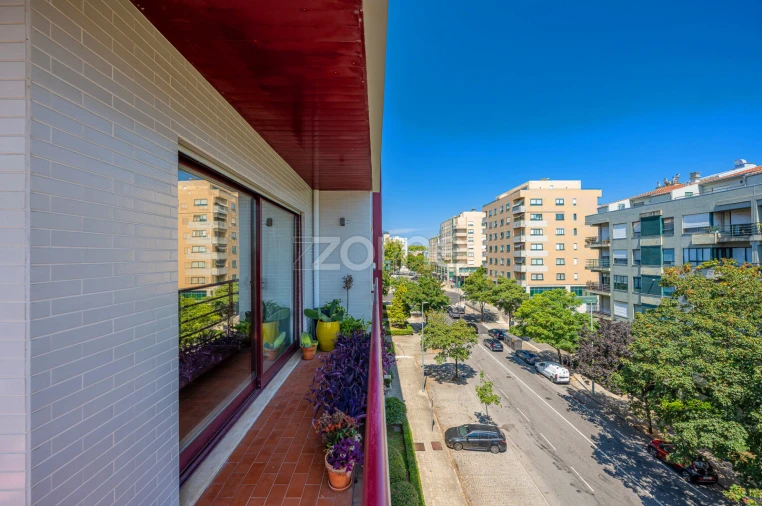Apartamento T3 para Arrendamento em Ramalde Foto 12