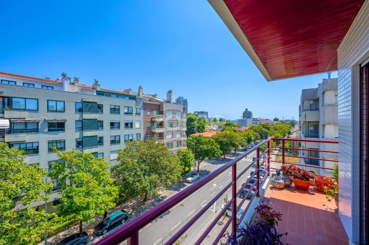 Apartamento T3 para Arrendamento em Ramalde Foto 13