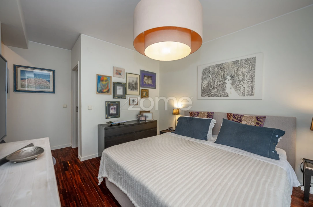 Apartamento T3 para Arrendamento em Ramalde Foto 21