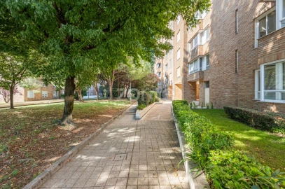 Apartamento T3 para Venda em Ramalde