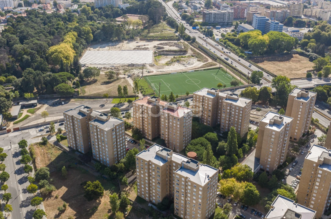 Apartamento T3 para Venda em Ramalde Foto 32