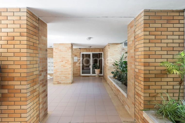 Apartamento T3 para Venda em Ramalde Foto 3
