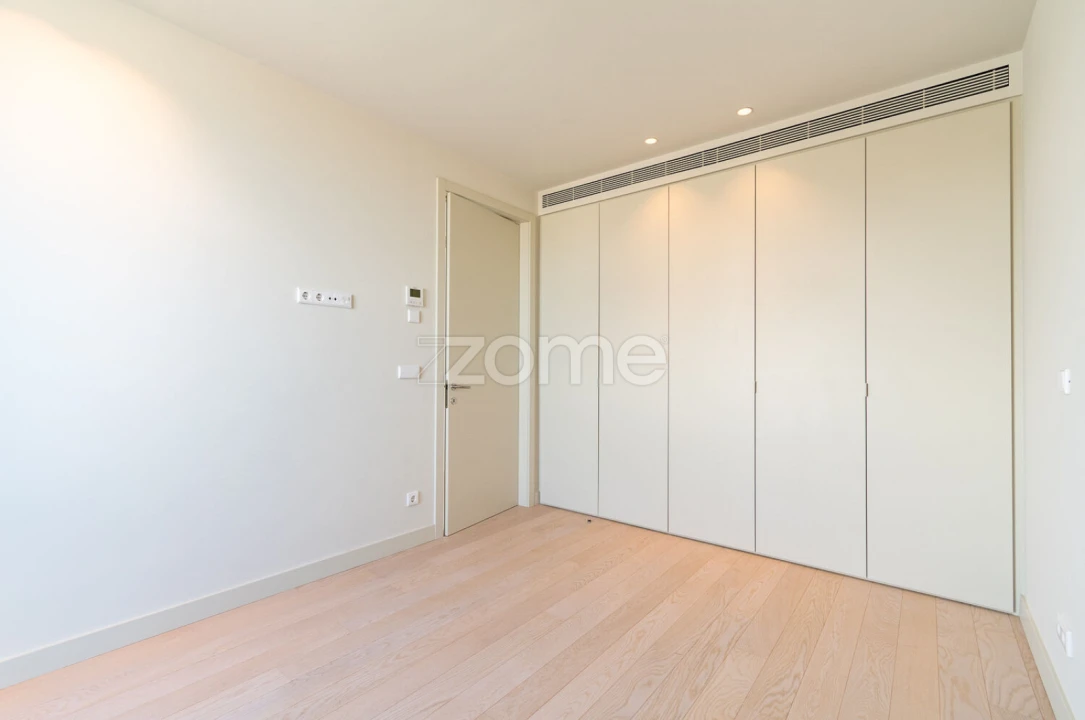 Apartamento T1 para Venda em Canidelo Foto 17