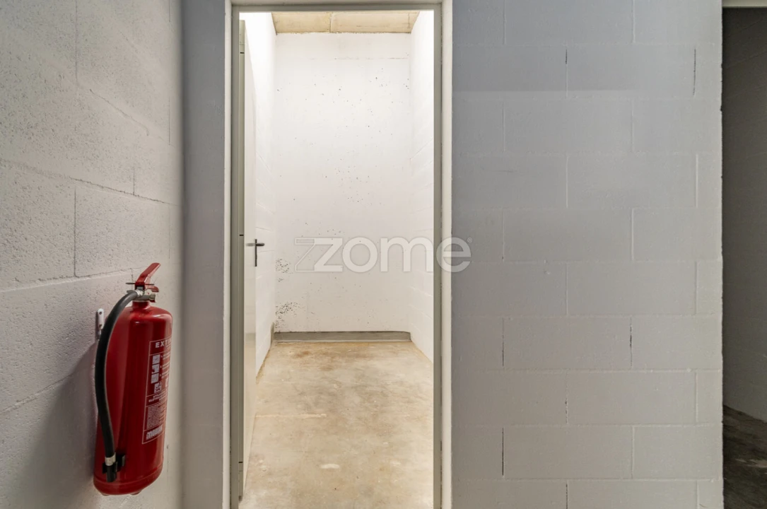 Apartamento T1 para Venda em Canidelo Foto 38