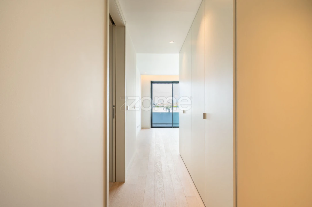 Apartamento T1 para Venda em Canidelo Foto 5