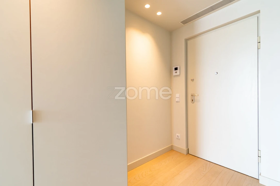 Apartamento T1 para Venda em Canidelo Foto 4