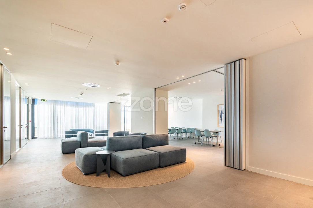 Apartamento T1 para Venda em Canidelo Foto 23