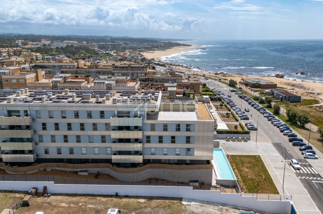 Apartamento T1 para Venda em Canidelo Foto 35