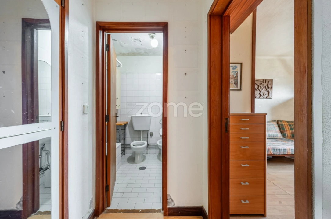 Apartamento T1 para Venda em Vilar de Andorinho Foto 12