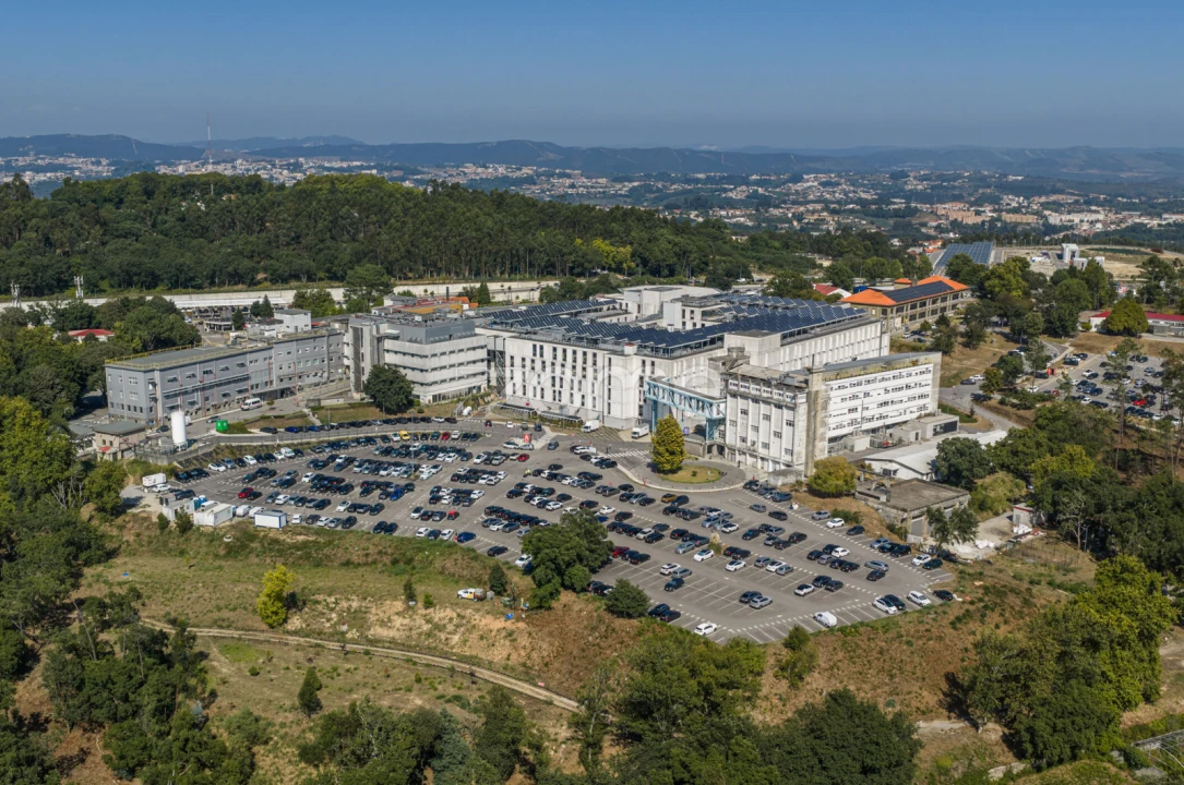 Apartamento T1 para Venda em Vilar de Andorinho Foto 17