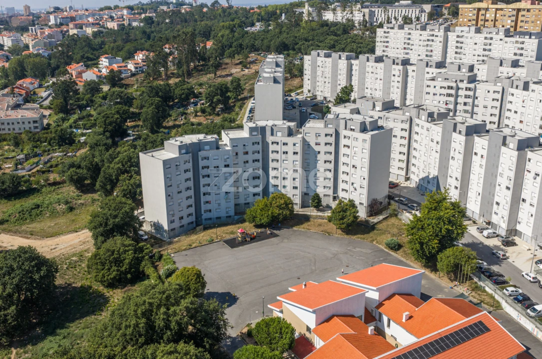 Apartamento T1 para Venda em Vilar de Andorinho Foto 21