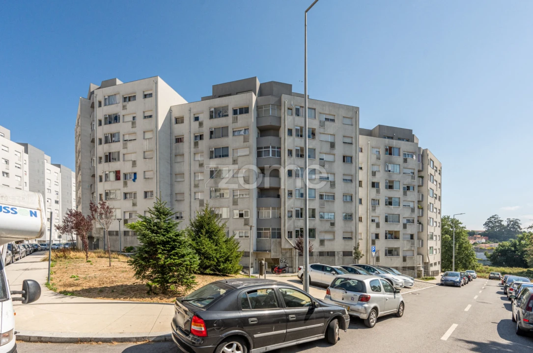 Apartamento T1 para Venda em Vilar de Andorinho Foto 24