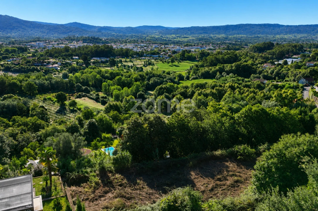 Terreno para Venda em Vila Verde e Barbudo Foto 9
