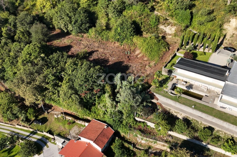 Terreno para Venda em Vila Verde e Barbudo Foto 14