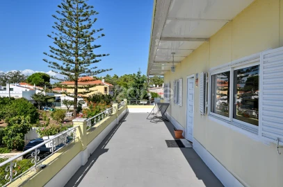 Moradia T5 para Venda em Sesimbra (Castelo)