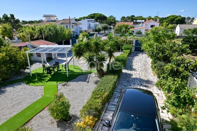 Moradia T5 para Venda em Sesimbra (Castelo)