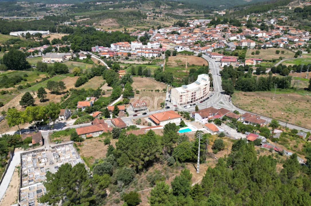 Moradia T34 para Venda em Vidago, Arcossó, Selhariz, Vilarinho Paranheiras Foto 10