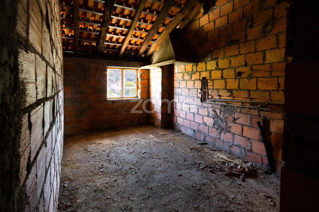 Prédio para Venda em Arganil Foto 39
