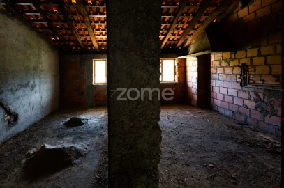 Prédio para Venda em Arganil