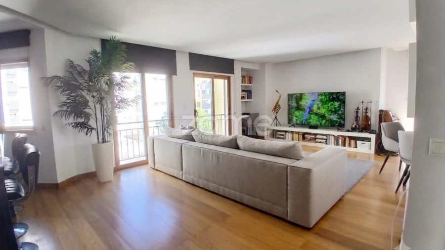 Apartamento T3 para Venda em Águas Livres