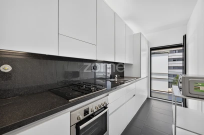 Apartamento T1 para Arrendamento em Parque das Nações