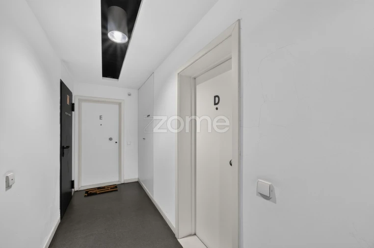 Apartamento T1 para Arrendamento em Parque das Nações Foto 27