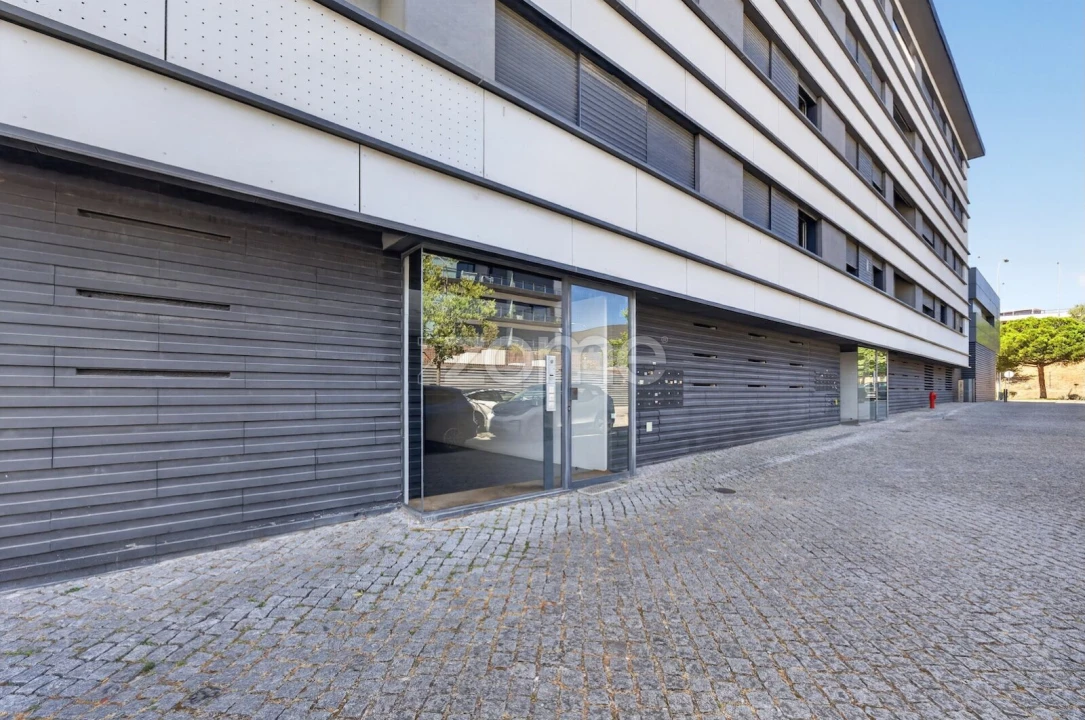 Apartamento T1 para Arrendamento em Parque das Nações Foto 26