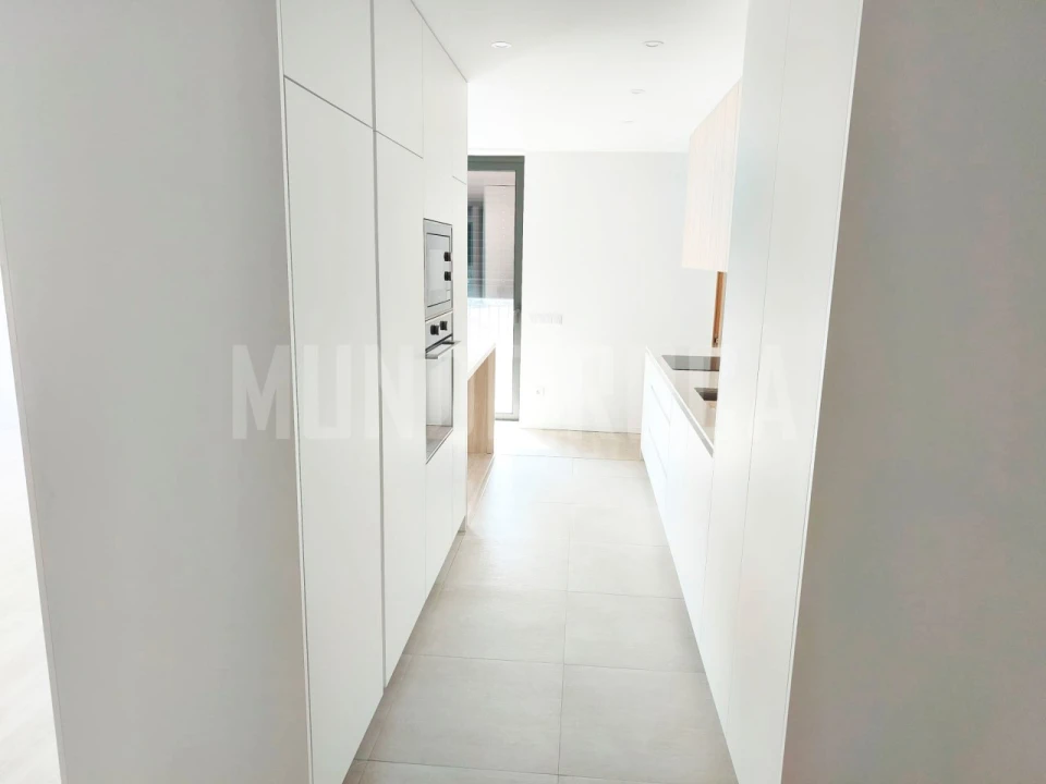 Apartamento T3 para Venda em Ferreiros e Gondizalves Foto 6