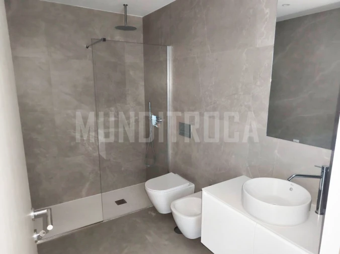 Apartamento T3 para Venda em Ferreiros e Gondizalves Foto 9