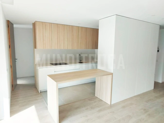 Apartamento T3 para Venda em Ferreiros e Gondizalves Foto 3