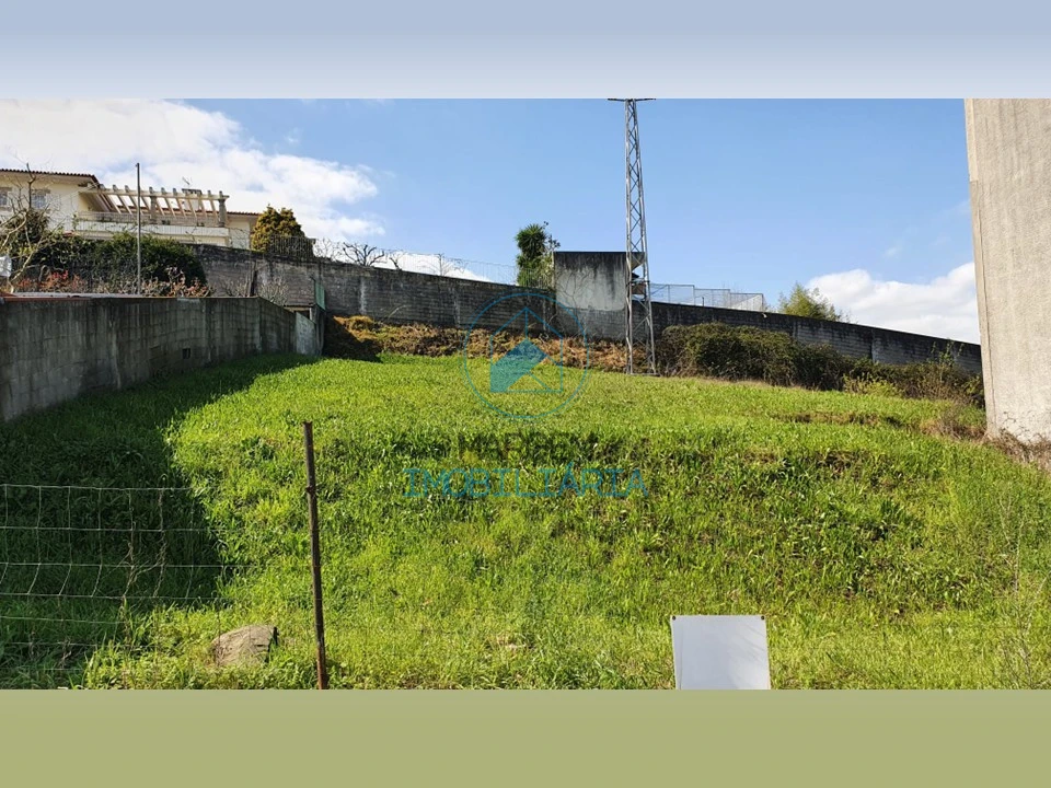 Terreno para Venda em Bougado (São Martinho e Santiago) Foto 1