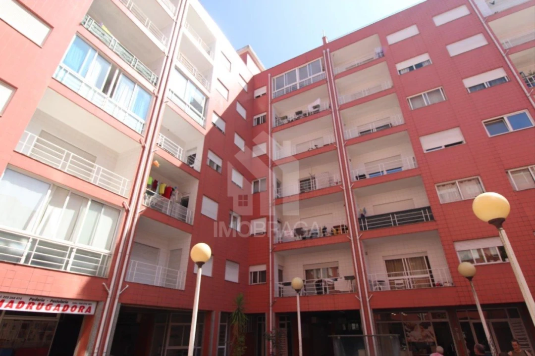 Apartamento T2 para Venda em São Vitor (Braga) Foto 9