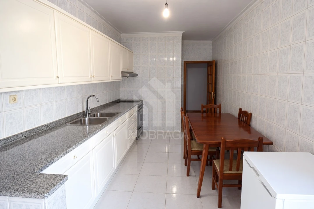 Apartamento T2 para Venda em São Vitor (Braga) Foto 28